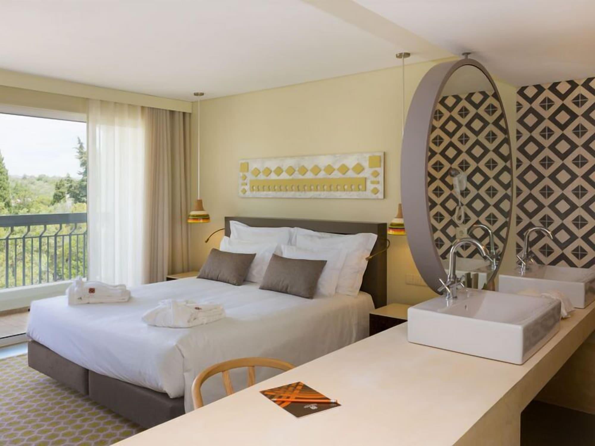 Ozadi Tavira Hotel Экстерьер фото